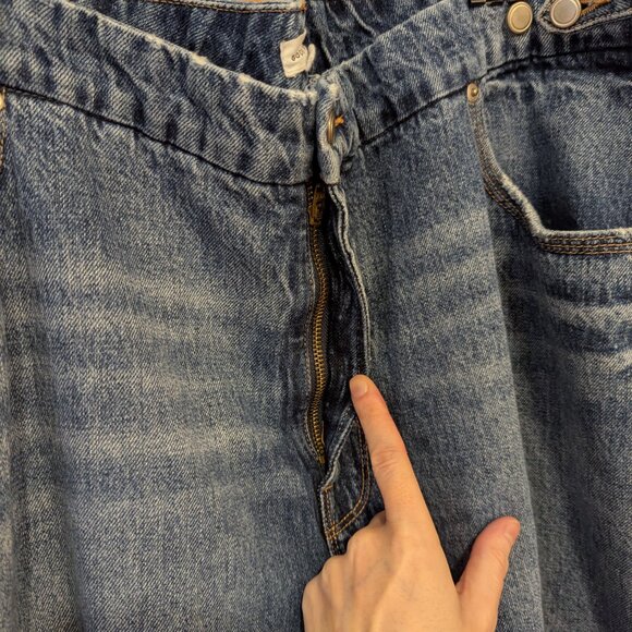 Good American GOOD 90's Jeans (16) - Picture 4 of 15